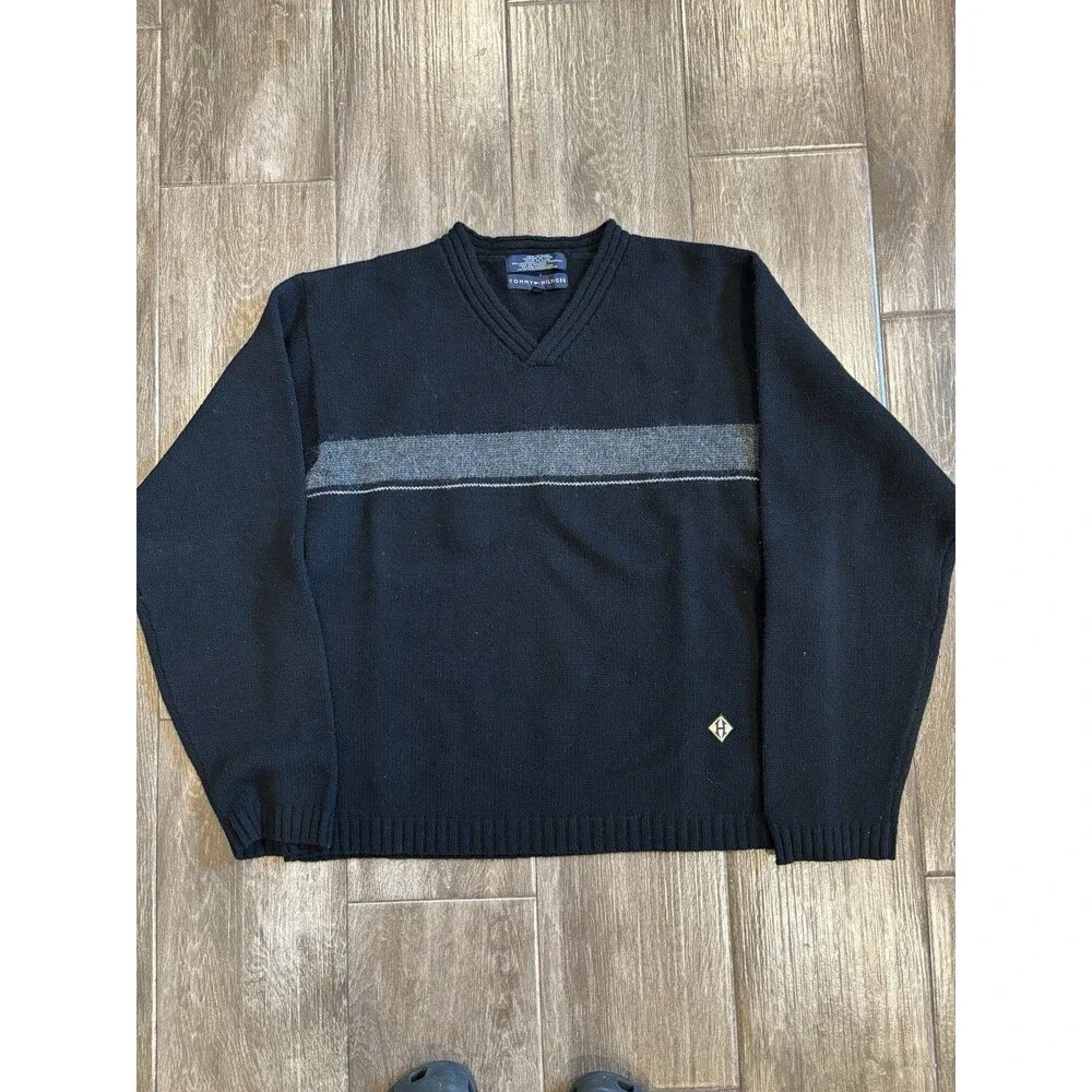 Men’s XXL‎ Black Tommy Hilfiger Lambswool Sweater With Gray Stripe V Neck EUC